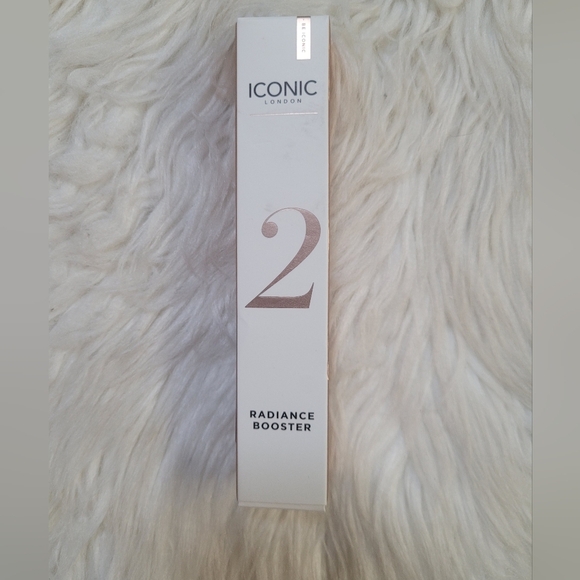 Iconic London Radiance Booster - Picture 1 of 3